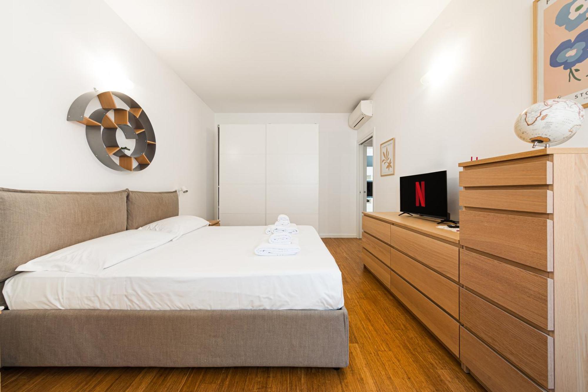 Nettuno Apartment - Private Garden In Bologna Center ภายนอก รูปภาพ