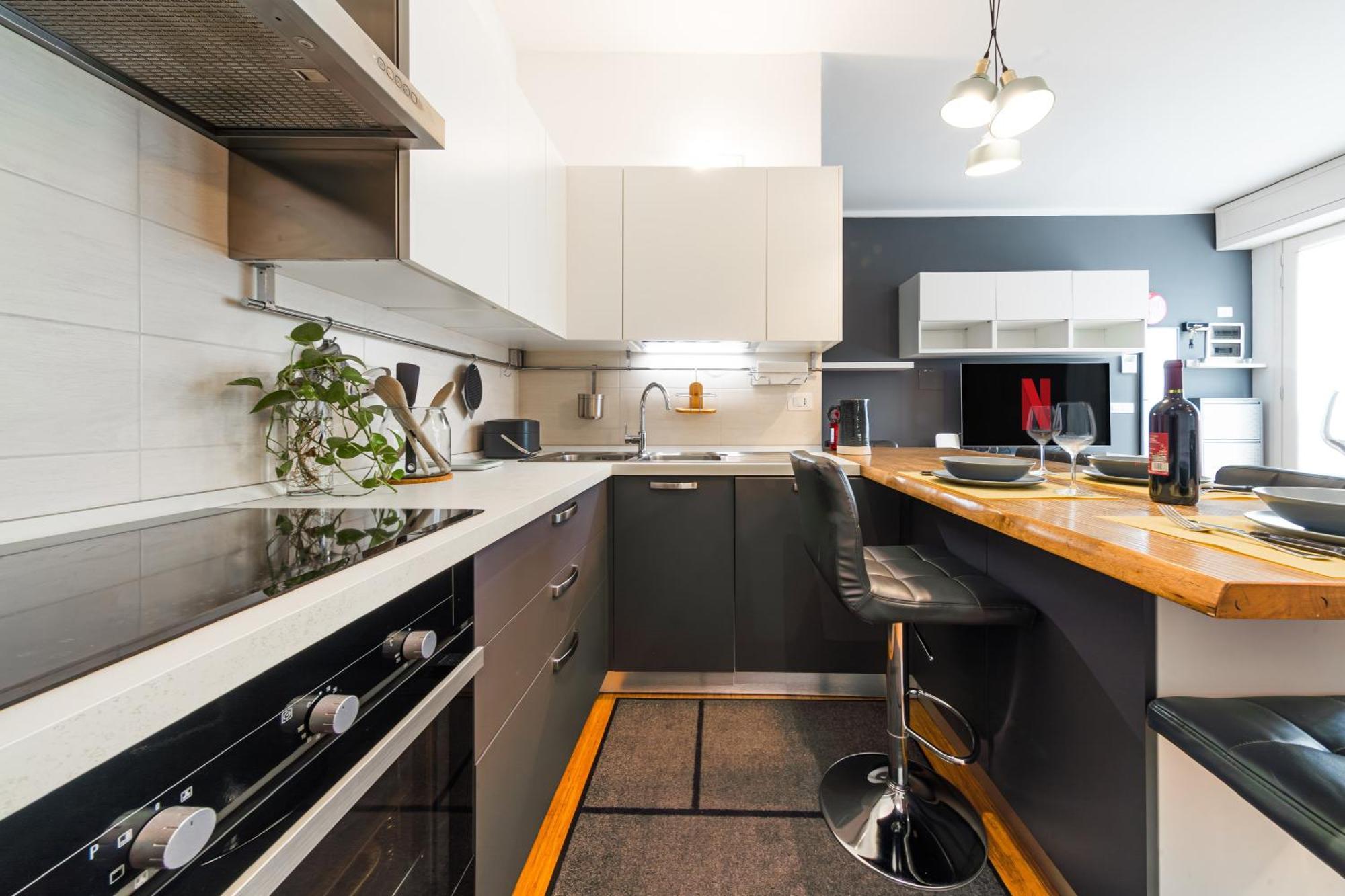 Nettuno Apartment - Private Garden In Bologna Center ภายนอก รูปภาพ