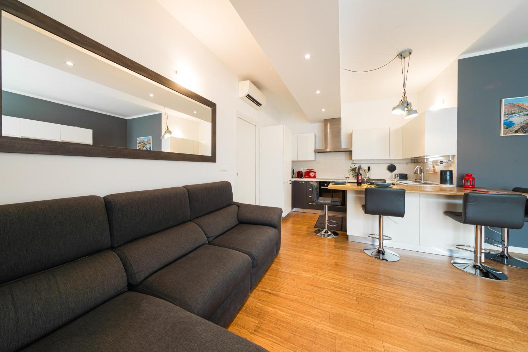 Nettuno Apartment - Private Garden In Bologna Center ภายนอก รูปภาพ