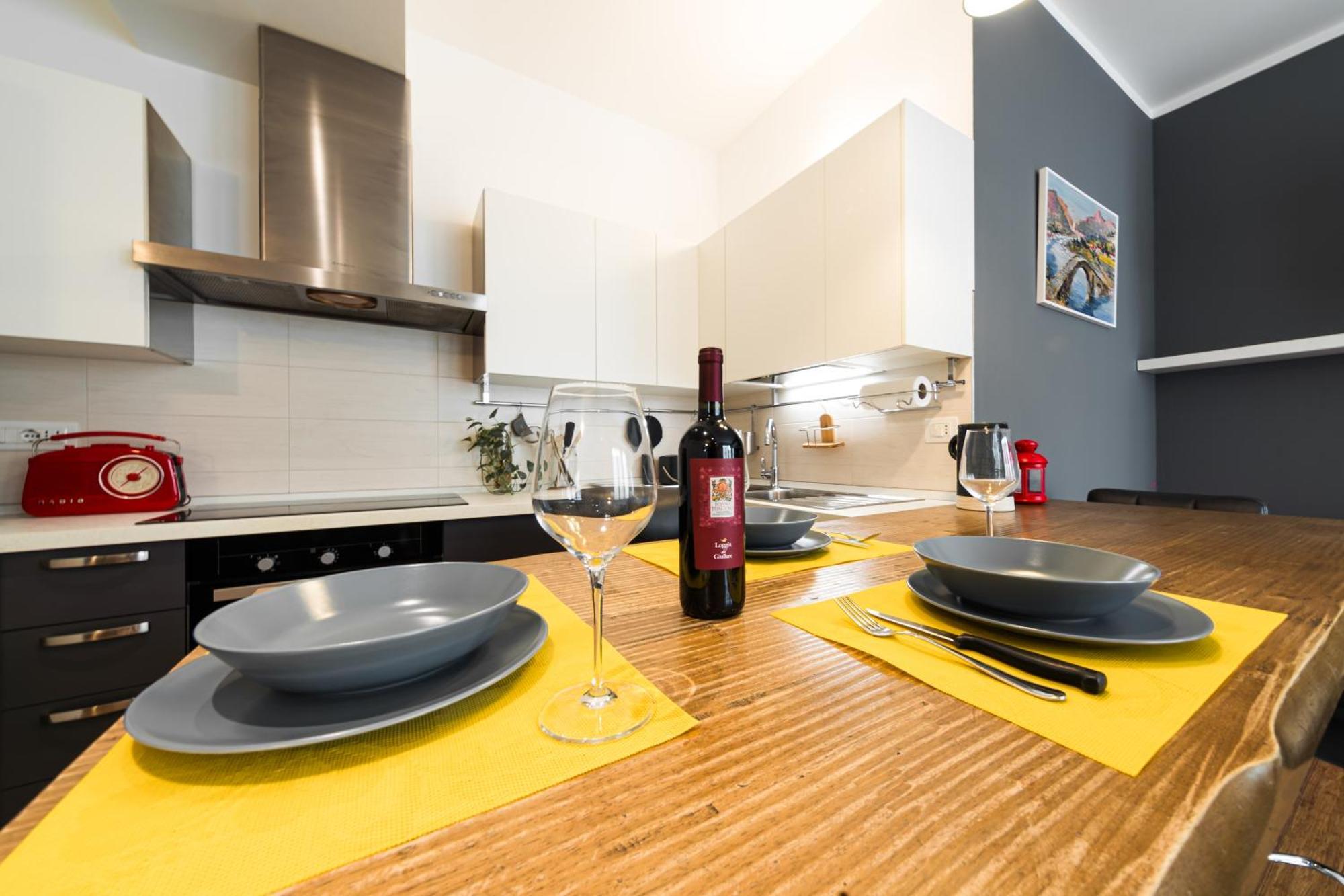 Nettuno Apartment - Private Garden In Bologna Center ภายนอก รูปภาพ